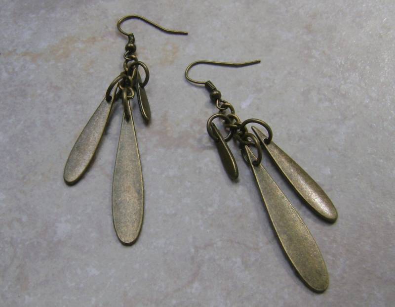 Golden Gebräunte Teardrop-Kette Verknüpft Charme Ohrringe von ExternalDesigns