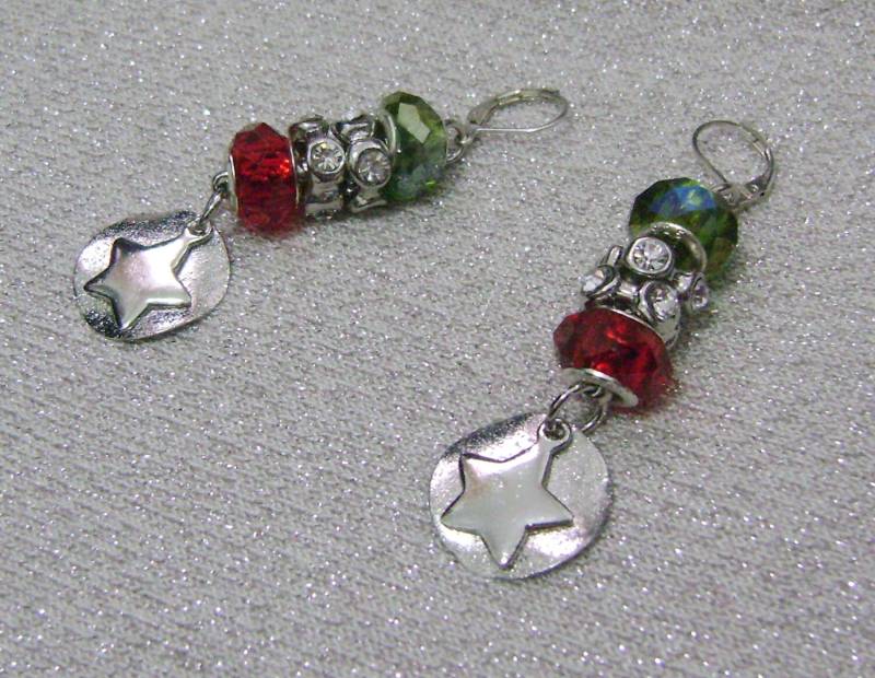 Urlaub Rot Grün Silver Star Großes Loch Crystal Charm Bead Ohrringe von ExternalDesigns