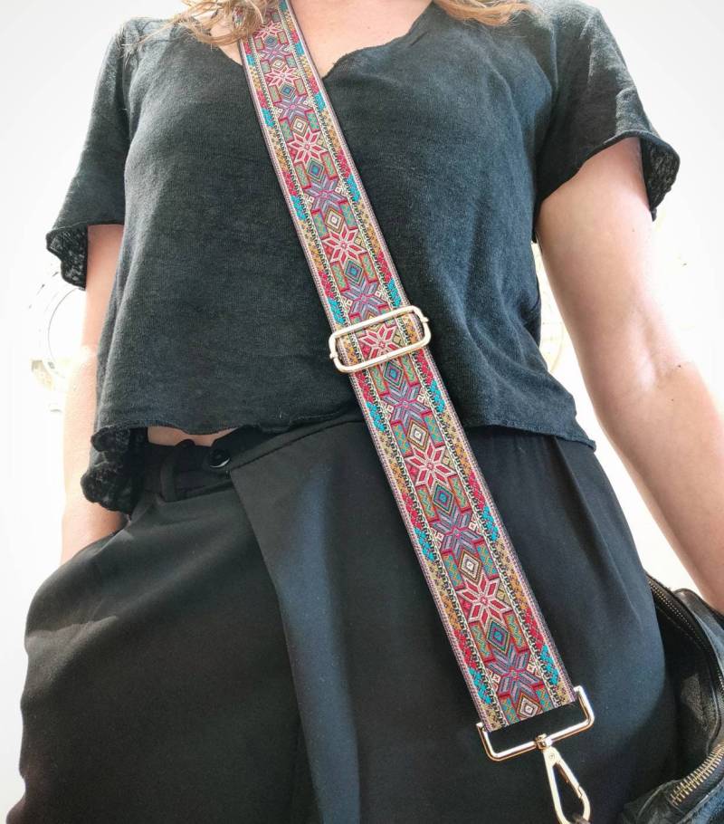 Neu Handgemachte Boho Inspirierte Crossbody Taschengurte - 3 Verschiedene Farben Erhältlich von ExuberantExplorer