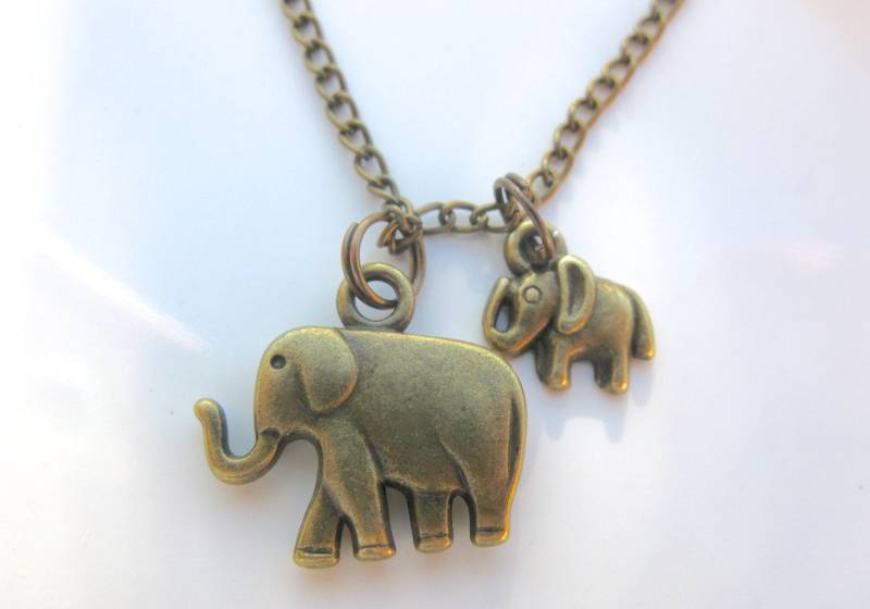 Elefant Schmuck, Mama Halskette, Neue Mutter Geschenk, Charme, Mit Kindern, Schmuck Für Elefant Schmuck, Mama Halskette, Neue Mutter Geschenk, Charme, Mit Kindern, Schmuck Für von EyeCandiByCandi
