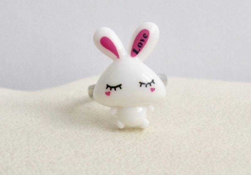 Häschen Ring, Kawaii Schmuck, Weißes Häschen, Süßer Ring Häschen Ring, Kawaii Schmuck, Weißes Häschen, Süßer Ring von EyeCandiByCandi