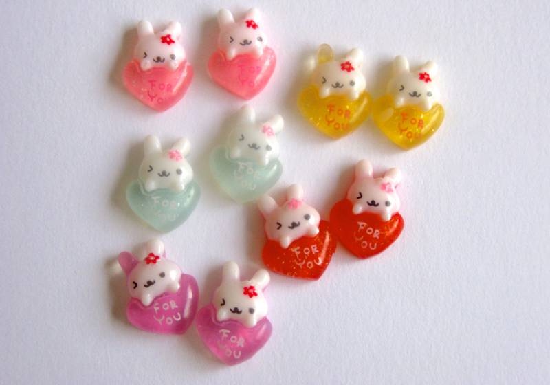 Hasen Ohrringe, Kawaii Herz Hase, Rosa Kaninchen Schmuck von EyeCandiByCandi