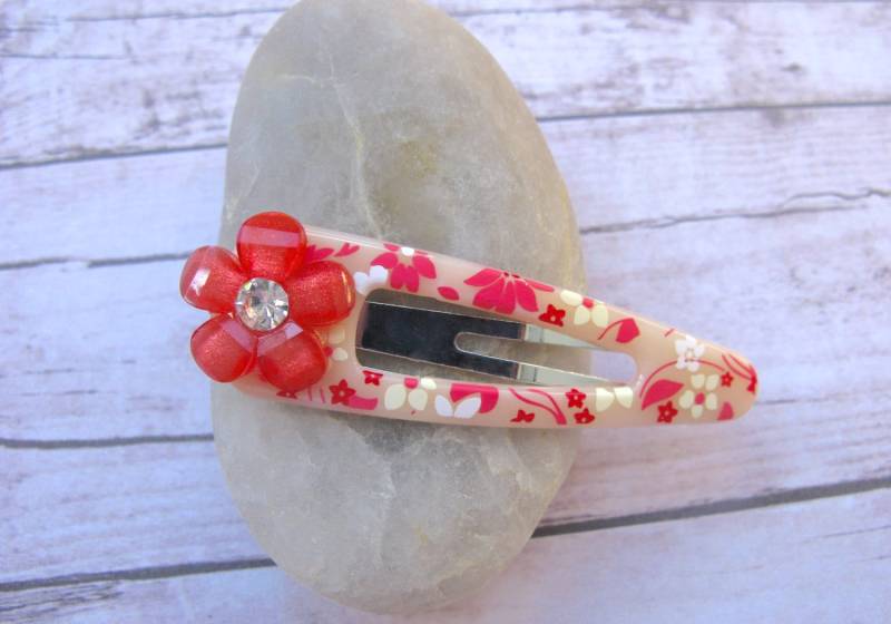 Rote Blumen Haarspange, Acryl Strass Haarspange von EyeCandiByCandi
