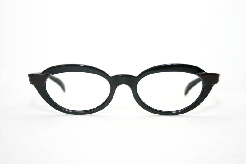 Saphira Schwarze Katzenaugen Brille Original 60Er Glanz Mittelgroßer Rahmen Versandkostenfrei Rx New Old Stock Nos Oval Modell Sirra 50-18 Saphira Schwarze Katzenaugen Brille Original 60Er Glanz Mittelgroßer Rahmen Versandkostenfrei Rx New Old Stock Nos Oval Modell Sirra 50-18 von EyeGlassesFrames