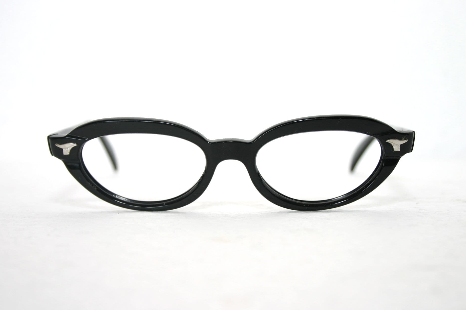 Saphira Schwarze Katzenaugen Brille Original 60Er Glänzend Mittelgroßer Rahmen Kostenloser Versand Rx New Old Stock Nos Oval Sirra 48-46-18-135 Saphira Schwarze Katzenaugen Brille Original 60Er Glänzend Mittelgroßer Rahmen Kostenloser Versand Rx New Old Stock Nos Oval Sirra 48-46-18-135 von EyeGlassesFrames