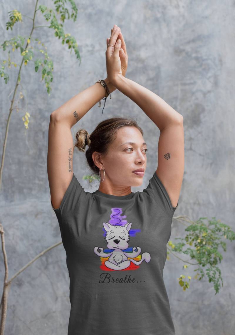 Süßes Yoga T Shirt Für Erwachsene Mit Original Zeichnung Einer Comic Katze in Pose Süßes Yoga T Shirt Für Erwachsene Mit Original Zeichnung Einer Comic Katze in Pose von EyeLoveTOONS