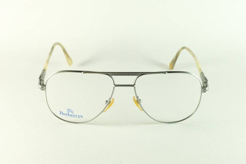 Burberrys Brille B8767 Hm1 56-16-140 Hergestellt in Italien Burberrys Brille B8767 Hm1 56-16-140 Hergestellt in Italien von EyeQGlasses