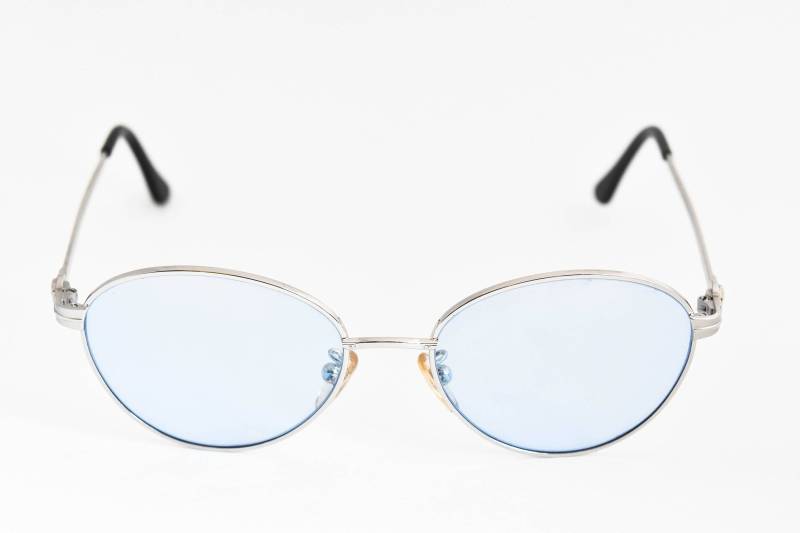 Gianni Versace Sonnenbrille Mod. G57 Col. 01M Himmelblau 55-17-139 Hergestellt in Italien Gianni Versace Sonnenbrille Mod. G57 Col. 01M Himmelblau 55-17-139 Hergestellt in Italien von EyeQGlasses
