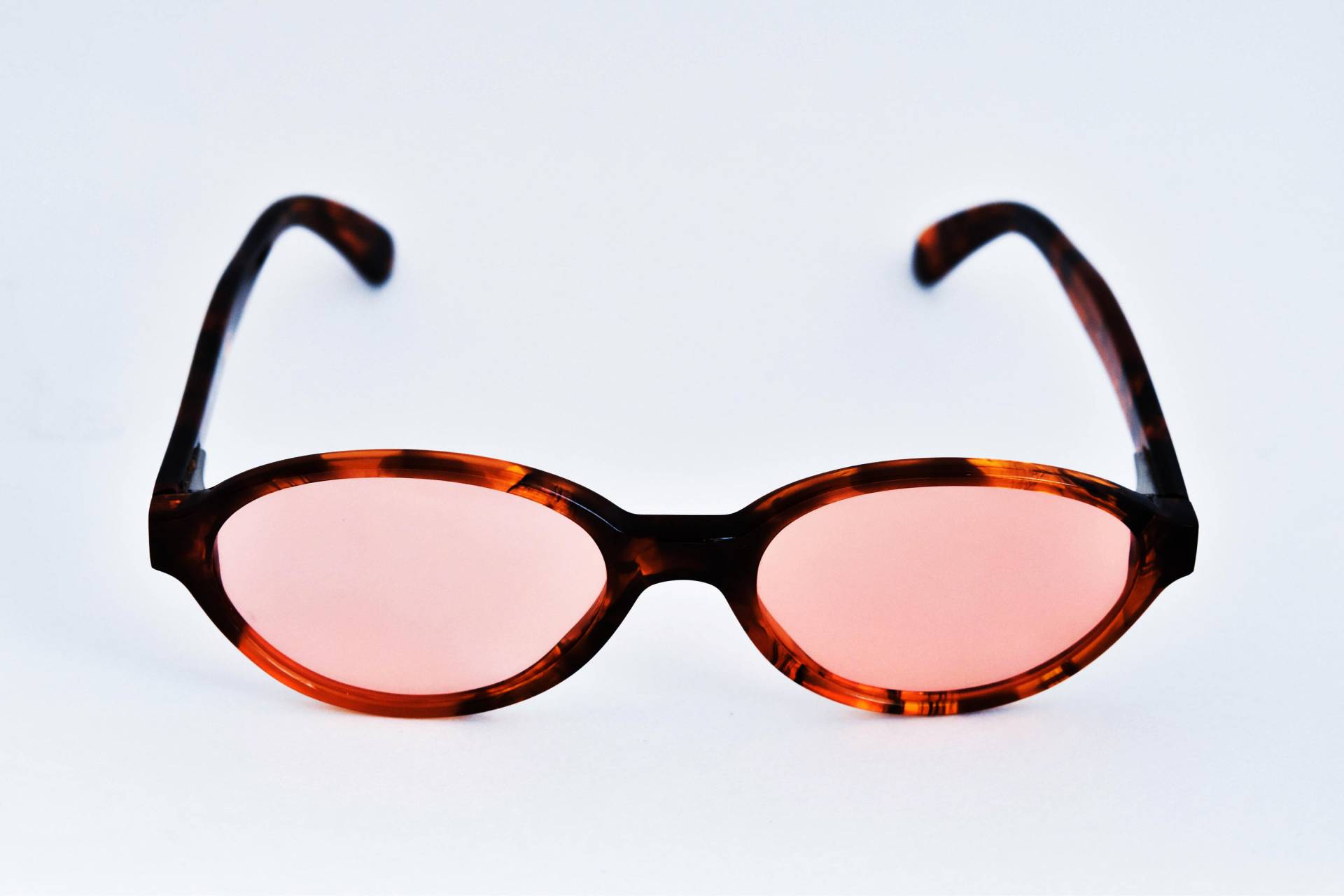 Gianni Versace Sonnenbrille Mod. V54 Oberst A08 Brown Tortoise Rose Objektiv 50-17-132 Hergestellt in Italien Gianni Versace Sonnenbrille Mod. V54 Oberst A08 Brown Tortoise Rose Objektiv 50-17-132 Hergestellt in Italien von EyeQGlasses