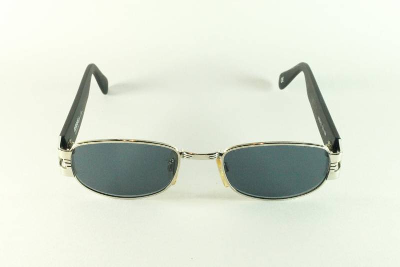 Im Vergleich Von Gianni Versace Sonnenbrille Mod. F31 Col.12M Hergestellt in Italien Im Vergleich Von Gianni Versace Sonnenbrille Mod. F31 Col.12M Hergestellt in Italien von EyeQGlasses