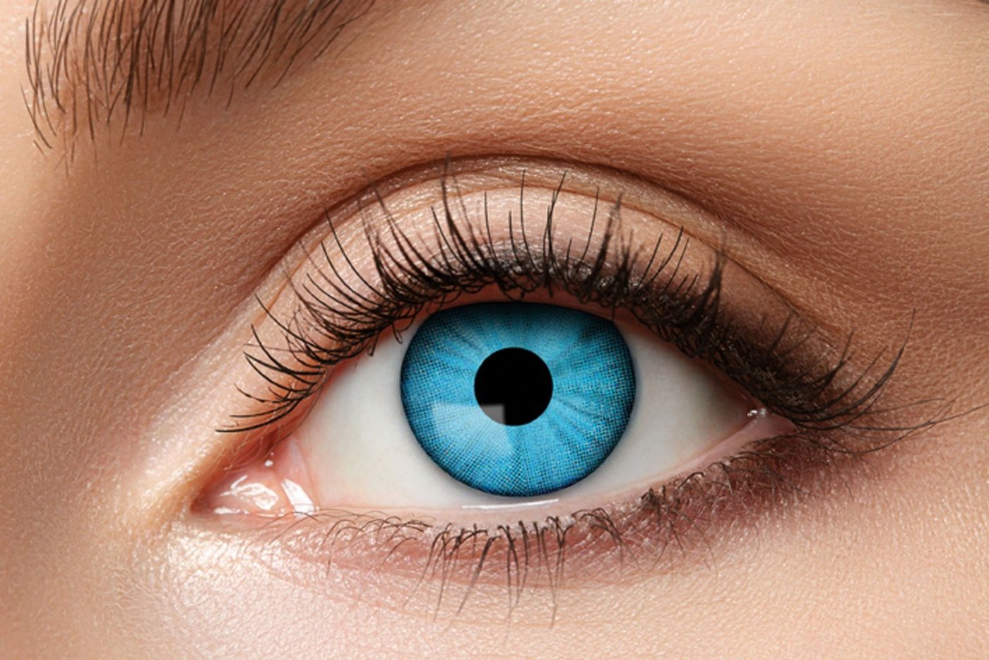 Eyecatcher Farblinsen Electro blue Kontaktlinsen. Blaue Farblinsen. Eyecatcher Farblinsen Electro blue Kontaktlinsen. Blaue Farblinsen. von Eyecatcher