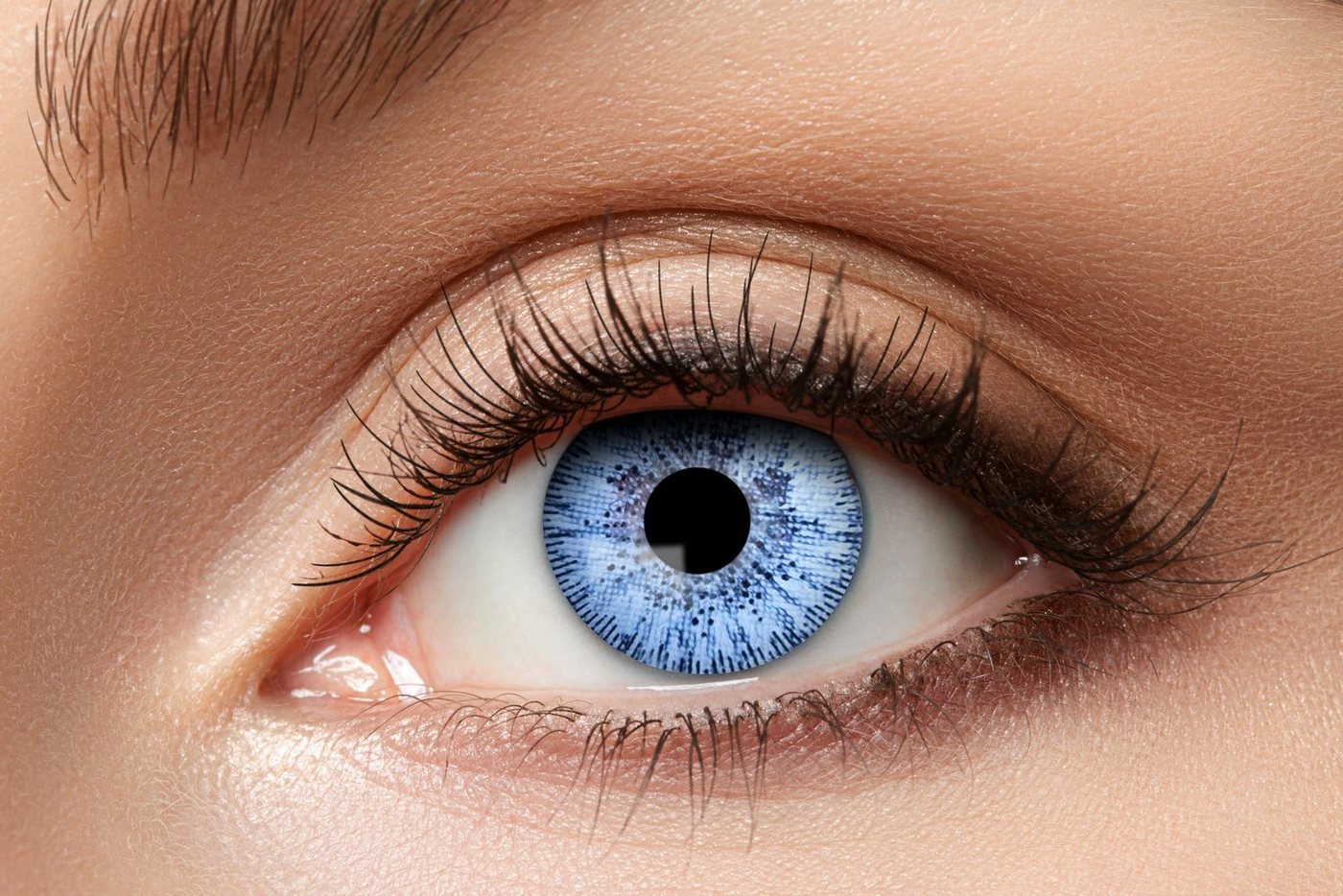 Eyecatcher Jahreslinsen Natürlich Blaue Kontaktlinse mit Minus Sehstärken von Eyecatcher