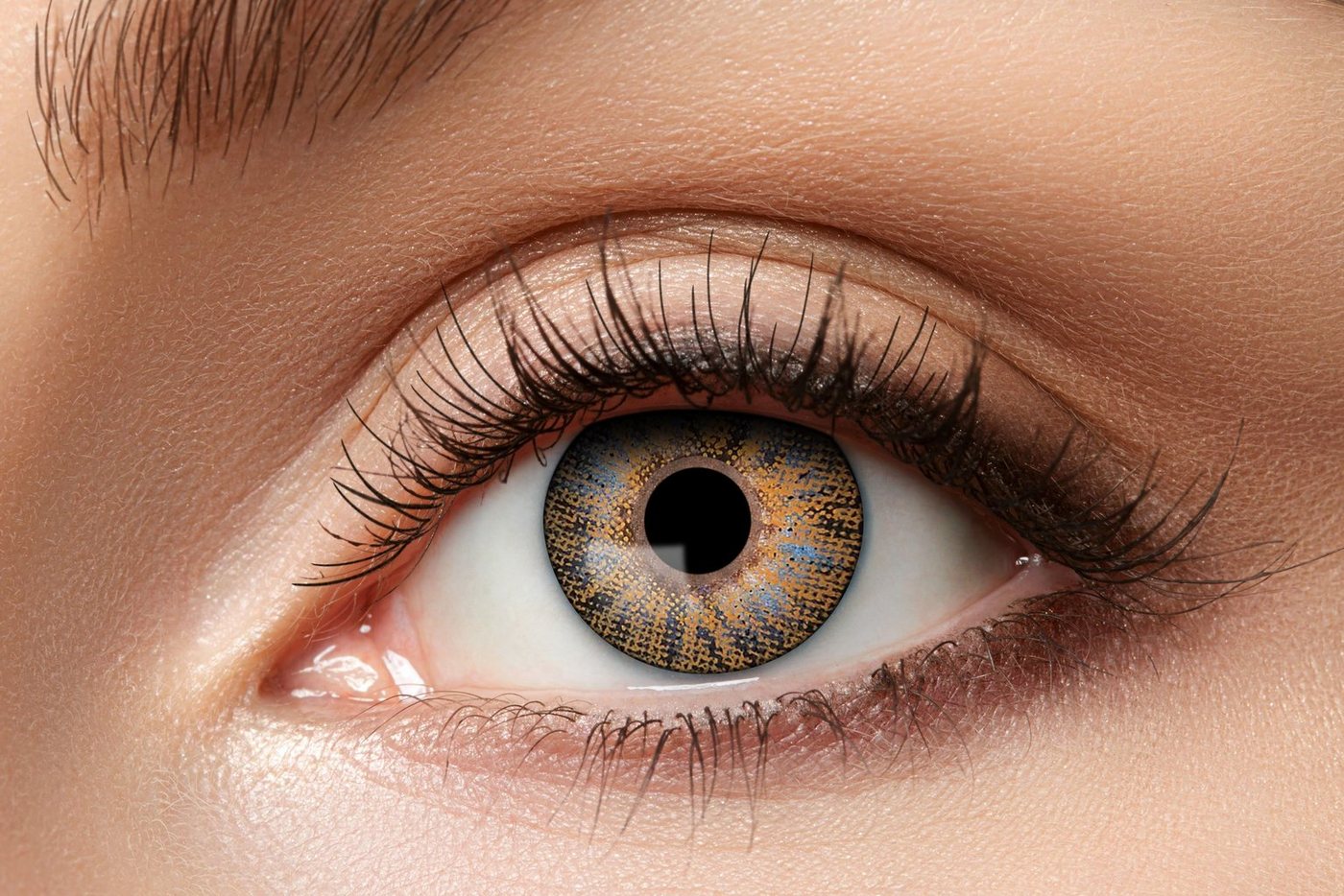 Eyecatcher Jahreslinsen Natürlich braune Kontaktlinse mit Minus Sehstärken von Eyecatcher