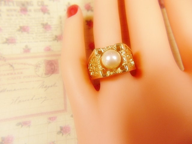 Vintage Gold- Und Perlenring Größe 8, 25 - R-704 Vintage Gold- Und Perlenring Größe 8, 25 - R-704 von EyecatchersAttic