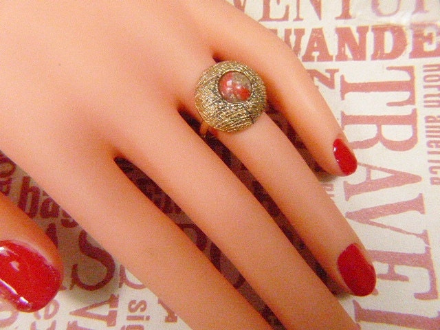 Vintage Goldring Mit Rost Cabochon Größe 6, 5 - R-260 Vintage Goldring Mit Rost Cabochon Größe 6, 5 - R-260 von EyecatchersAttic