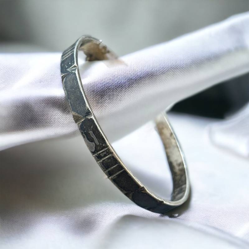 Alter Armreif Echt Silber 62mm Vintage Retro Zeitlos Schwer Massiv Edel Luxus Markant Patina Eyecatcher von EyecatchersJuwellery