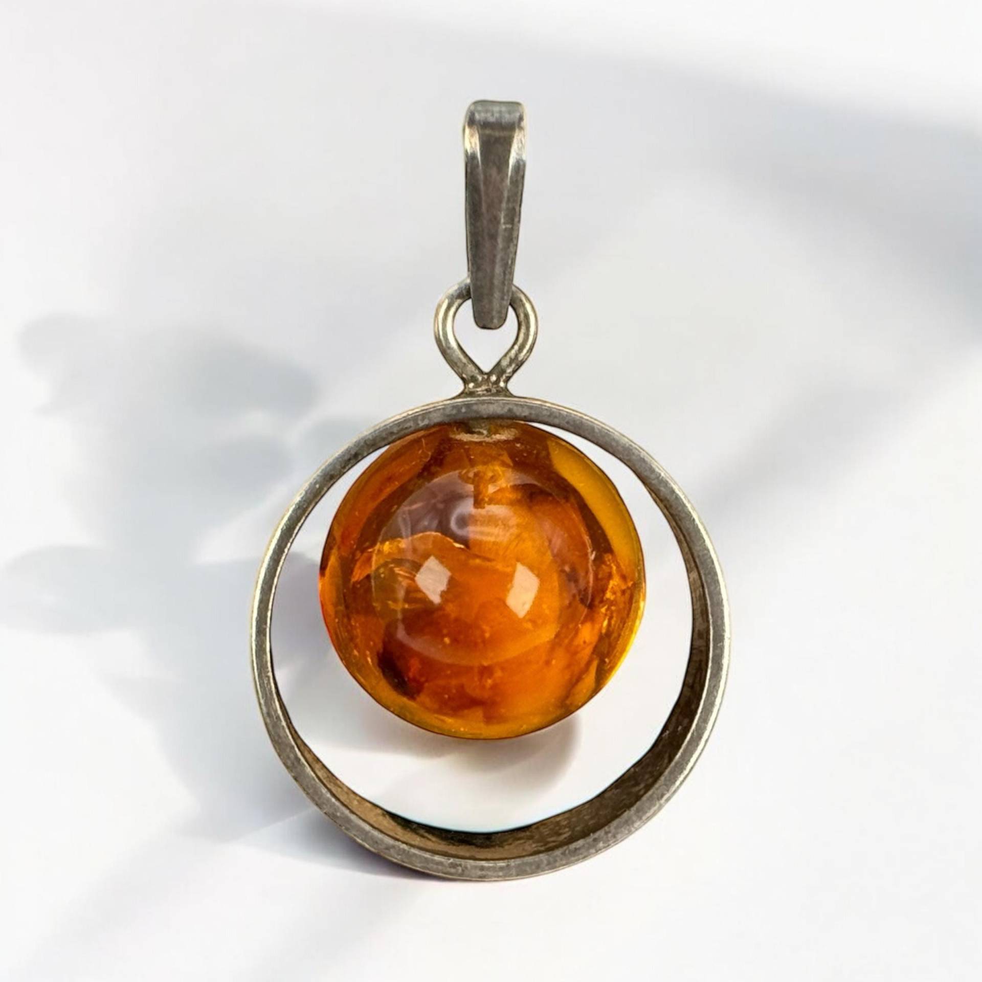 Alter Kettenanhänger 835Er Silber Vintage Geschenk Patina Luxus Accessoires Anhänger Eyecatcher Rarität Bernstein Exklusiv Natur von EyecatchersJuwellery