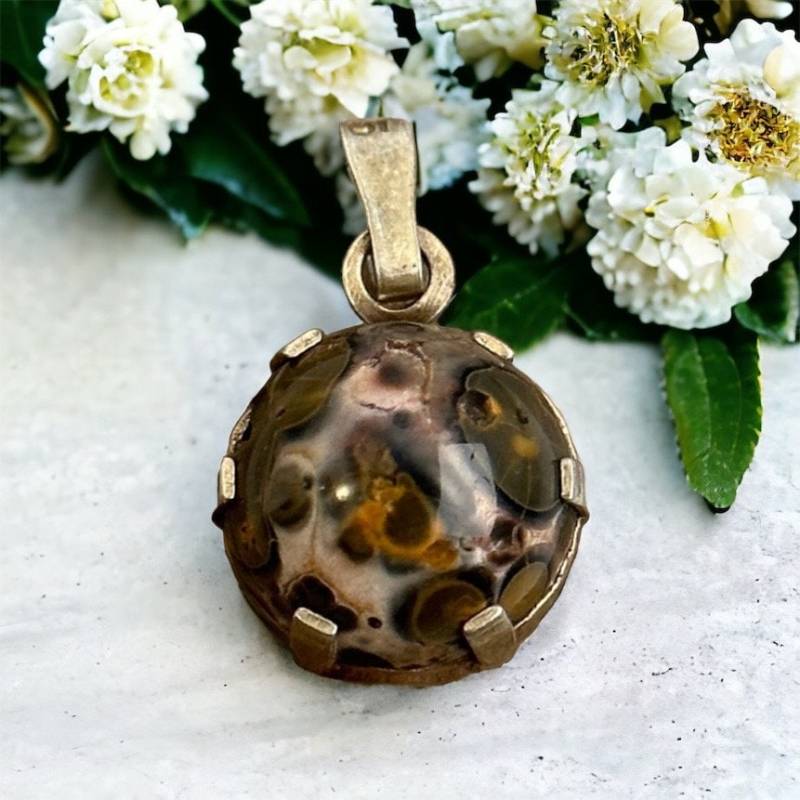 Alter Kettenanhänger Echt Silber 21 X 13mm Vintage Design Edel Geschenk Eyecatcher Anhänger Rar Selten Retro Zeitlos Edelstein Dino Ei Look von EyecatchersJuwellery