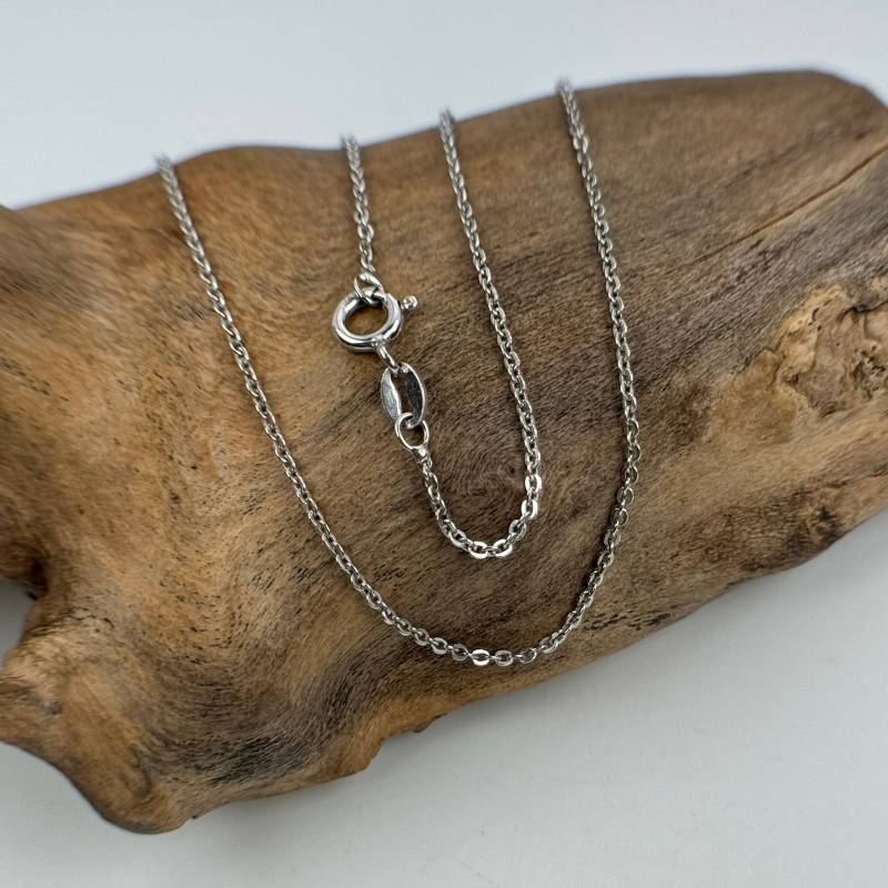 Ankerkette 925Er Silber 45cm Lang 1, 3mm Breit Vintage Silberkette Geschenk Patina Damen Halskette Eyecatcher Exklusiv Retro Zeitlos von EyecatchersJuwellery