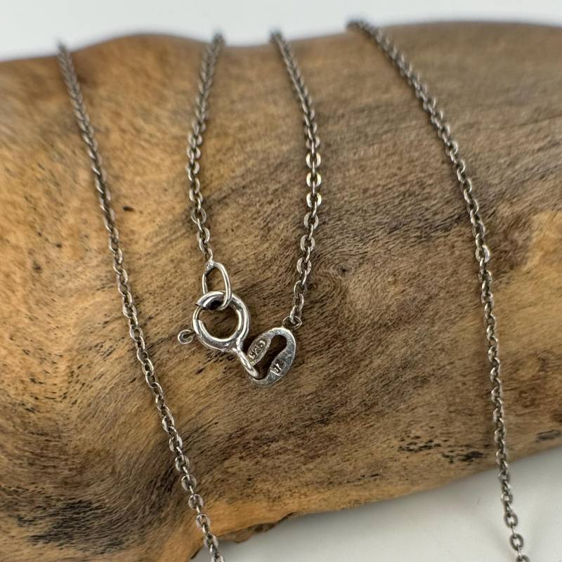 Ankerkette 925Er Silber 45cm Lang 1, 3mm Breit Vintage Silberkette Geschenk Patina Damen Halskette Eyecatcher Exklusiv Retro Zeitlos von EyecatchersJuwellery