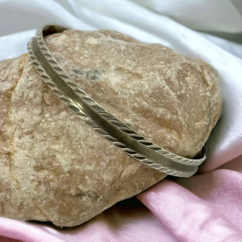 Armreif 835Er Silber 6, 6cm Duchmesser 6, 9mm Breit Vintage Damen Retro Zeitlos Eyecatcher Armspange Selten Rarität Luxus Exklusiv von EyecatchersJuwellery