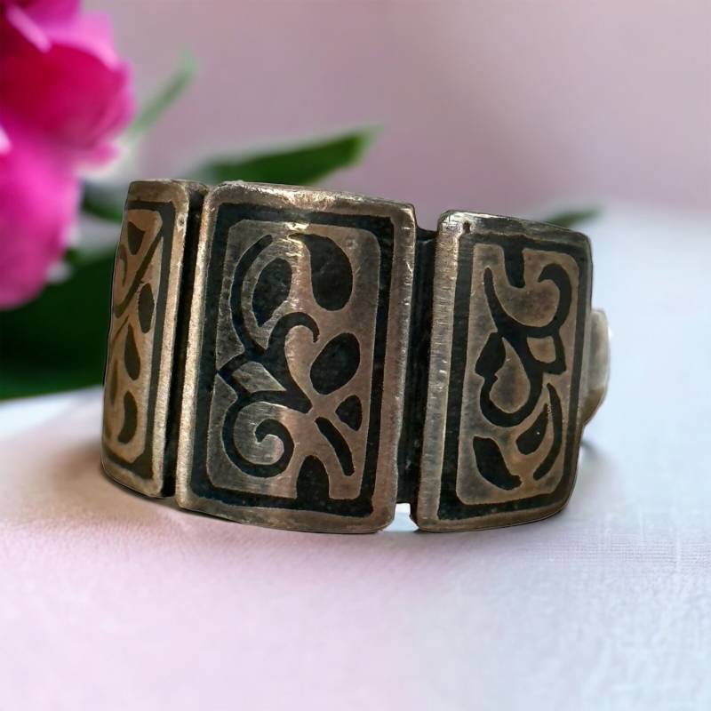 Auffallender Ring 925Er Silber 18, 6mm Gr. 58 Vintage Geschenk Patina Muster Eyecatcher Damen Herren Silberring von EyecatchersJuwellery