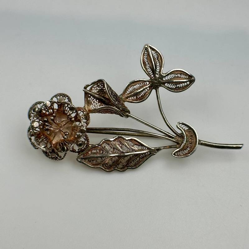 Blumen Brosche Echt Silber Vintage Geschenk Patina Damen Florales Design Exklusiver Eyecatcher Luxus Fashion Rarität Retro Zeitlos von EyecatchersJuwellery
