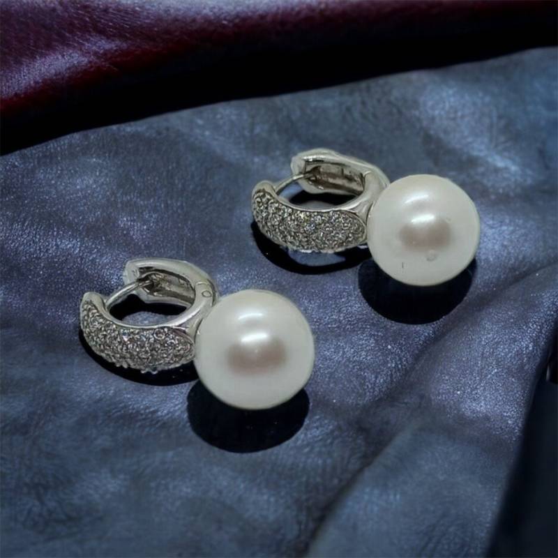 Creolen Silber Mit Perlen Vintage Retro Eyecatcher von EyecatchersJuwellery