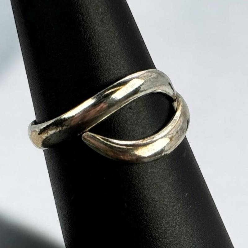 Design Ring 925Er Silber 17, 5mm Gr. 55 Patina Geschenk Damen Exklusiv Silberring Eyecatcher Retro Zeitlos Modern Fashion Rarität Luxus von EyecatchersJuwellery