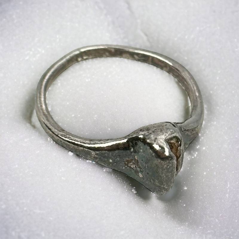 Design Ring 925Er Silber Damen Vintage Used 16, 5mm Gr. 51 Silberring Geschenk Exklusiv Eyecatcher Rarität Retro Zeitlos Modern Design Ring 925Er Silber Damen Vintage Used 16, 5mm Gr. 51 Silberring Geschenk Exklusiv Eyecatcher Rarität Retro Zeitlos Modern von EyecatchersJuwellery