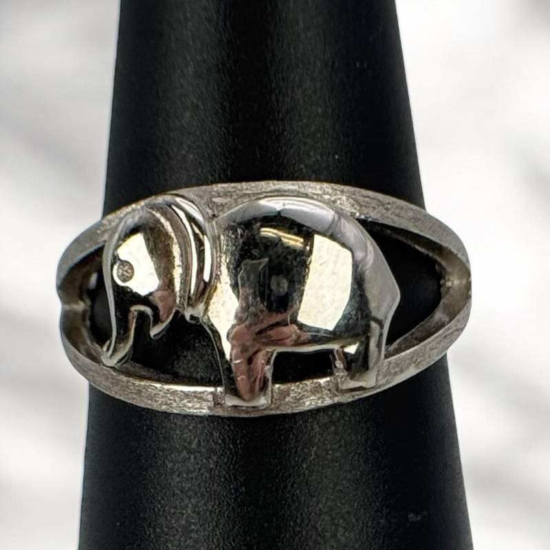 Elefant Ring 925Er Silber 17, 7mm Gr. 56 Design Retro Zeitlos Modern Rarität Vintage Eyecatcher Luxus Silberring Geschenk Afrika von EyecatchersJuwellery