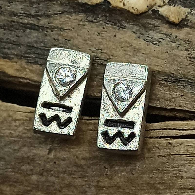 Elegante Ohrstecker 925Er Silber Vintage Ca. 8 X 4mm Design Damen Edel Zirkonia Exklusiver Eyecatcher Schmuck Ohrringe Geschenk Mattiert W von EyecatchersJuwellery