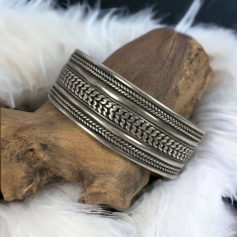 Exklusiver Armreif 925Er Silber 68mm Innen Ca. 26mm Breit Armspange Vintage Damen Herren Nachhaltig Eyecatcher Alt Rar Selten Retro Zeitlos von EyecatchersJuwellery