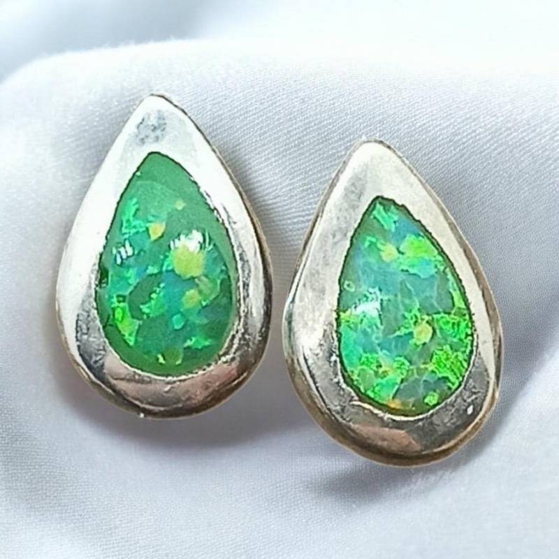 Grüne Opal Ohrstecker 925Er Silber Tropfen Vintage Damen 8x 5mm Eyecatcher Ohrringe Geschenk Tropfenförmig Patina Exklusiv Modern von EyecatchersJuwellery
