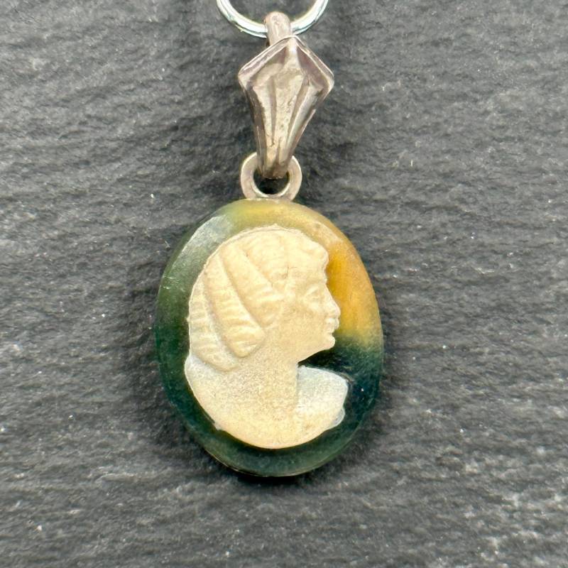 Kettenanhänger Gemme Alt 835Er Silber 25 X 13mm Charivari Trachtenschmuck Patina Geschenk Folklore Anhänger Retro Zeitlos Eyecatcher von EyecatchersJuwellery