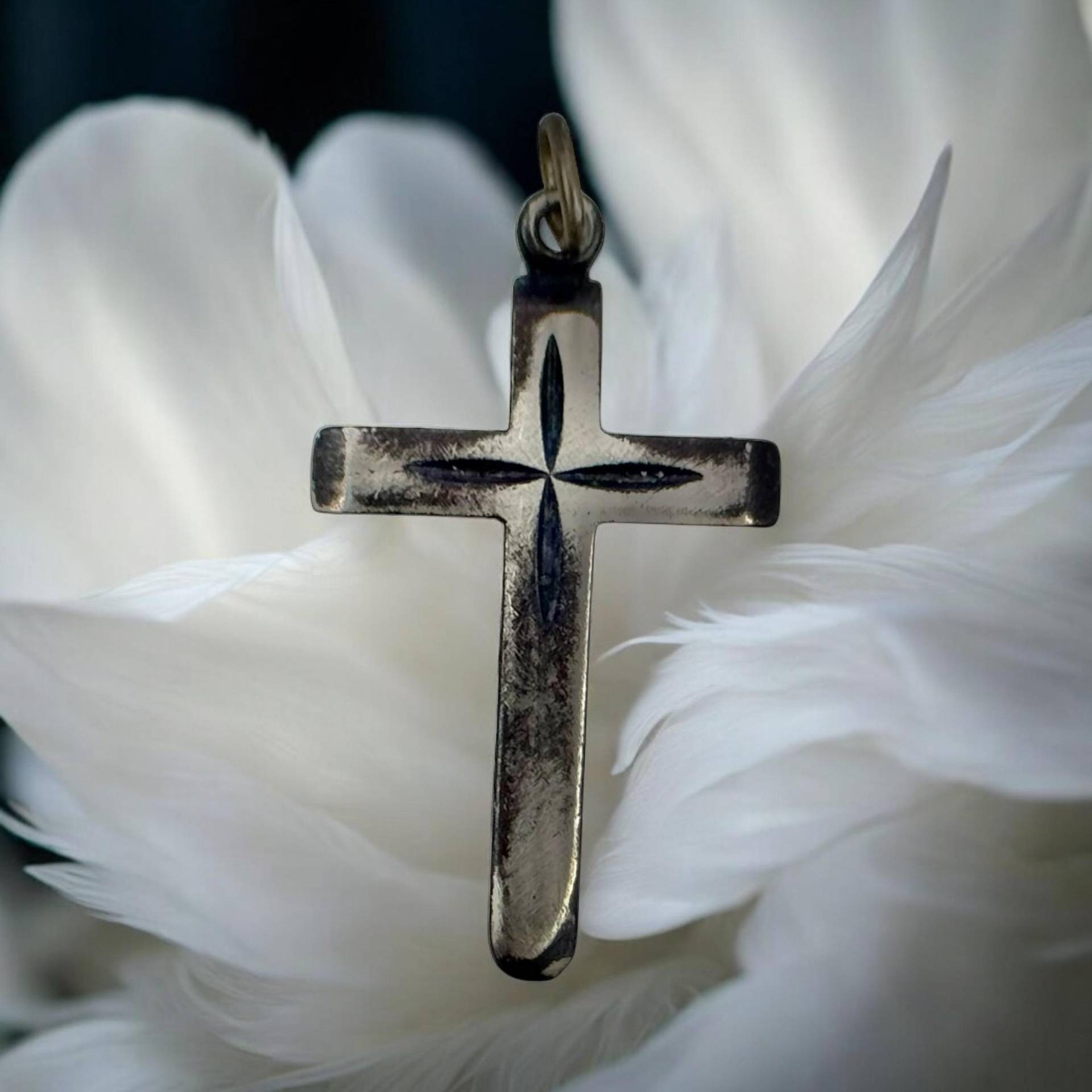 Kettenanhänger Kreuzanhänger 835Er Silber Kreuz 30 X 16mm Vintage Geschenk Anhänger Patina Exklusiv Selten Modern Fashion Kommunion Firmung von EyecatchersJuwellery