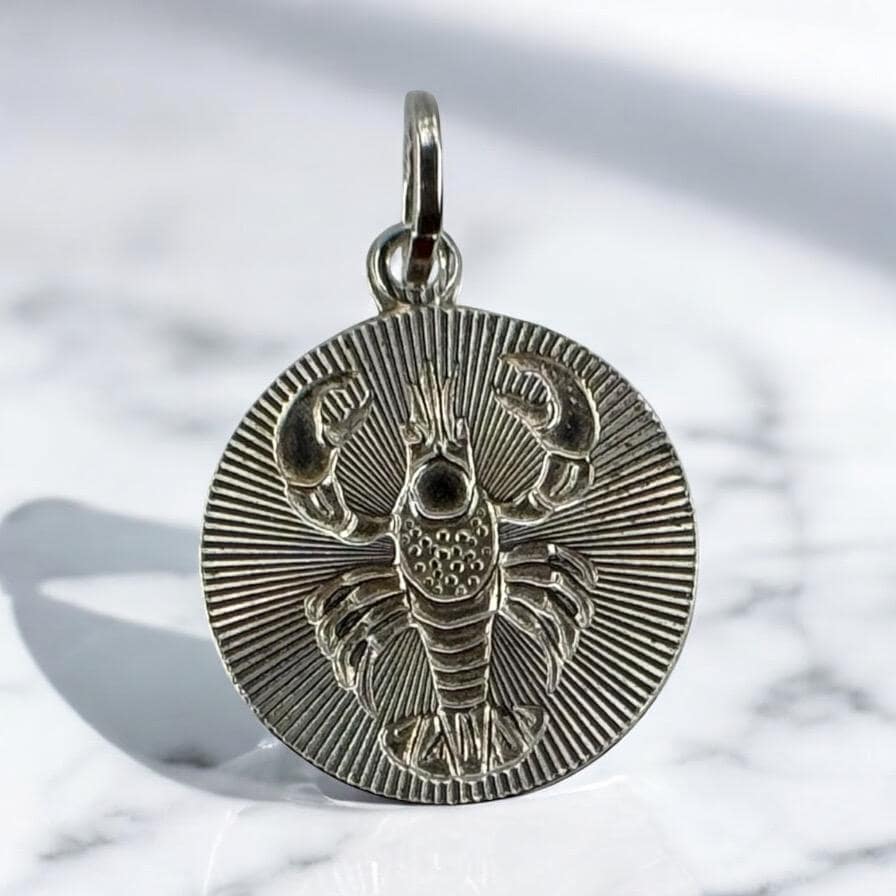 Krebs Kettenanhänger 835 Silber 24 X 16mm Vintage Geschenk Patina Luxus Accessoires Anhänger Sternzeichen Eyecatcher Rarität Fashion Alt von EyecatchersJuwellery