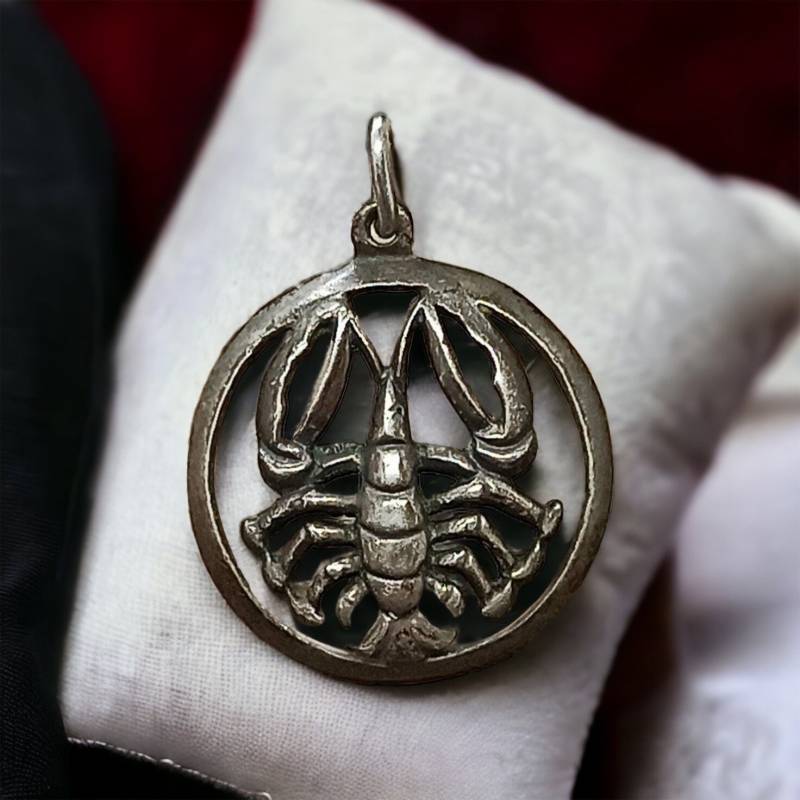 Krebs Kettenanhänger 835 Silber 26 X 20mm Vintage Geschenk Patina Luxus Accessoires Anhänger Sternzeichen Eyecatcher von EyecatchersJuwellery