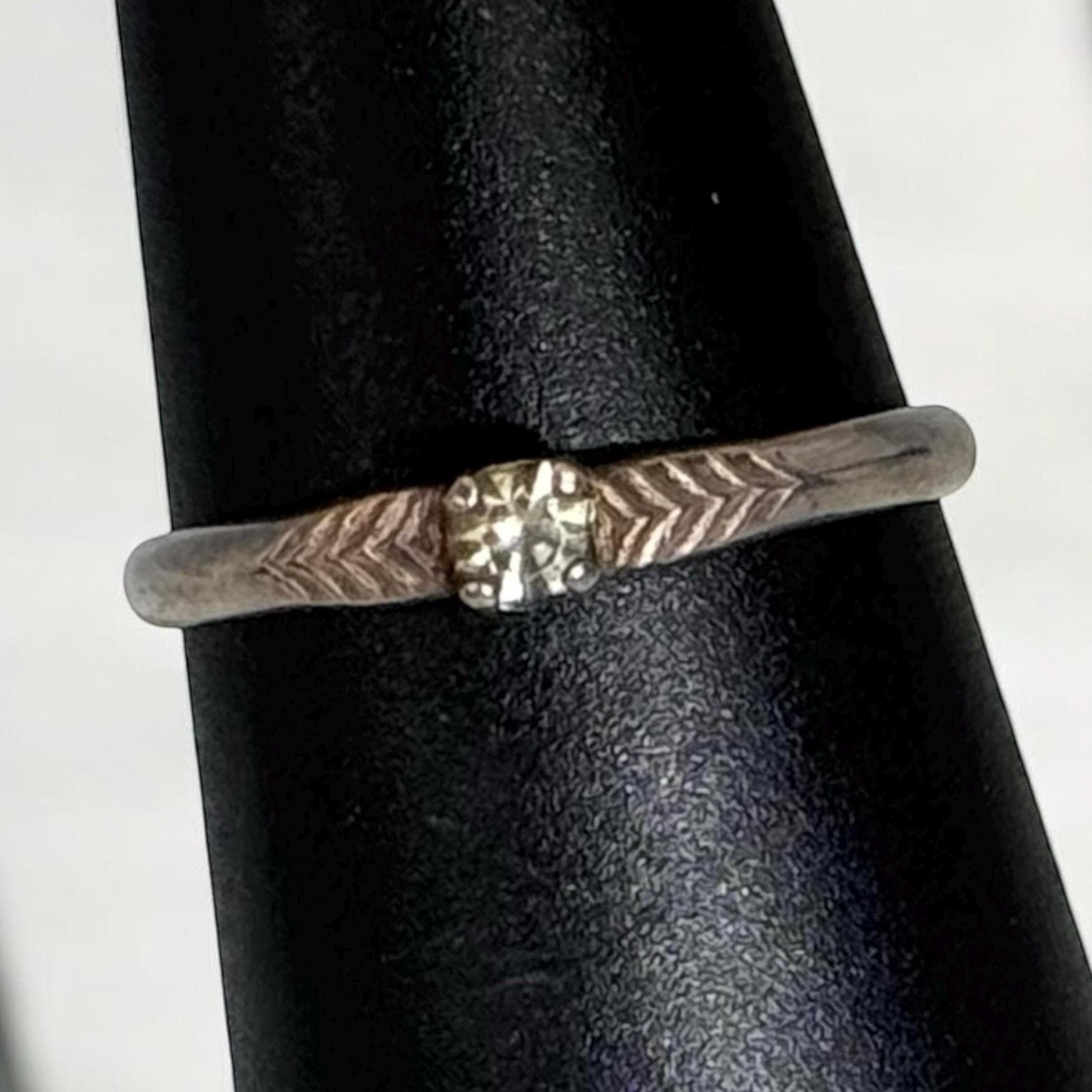 Patina Ring 835Er Silber 17, 4mm Gr. 54 Selten Vintage Geschenk Eyecatcher Retro Zeitlos Rarität Modern Fashion Silberring Damen von EyecatchersJuwellery