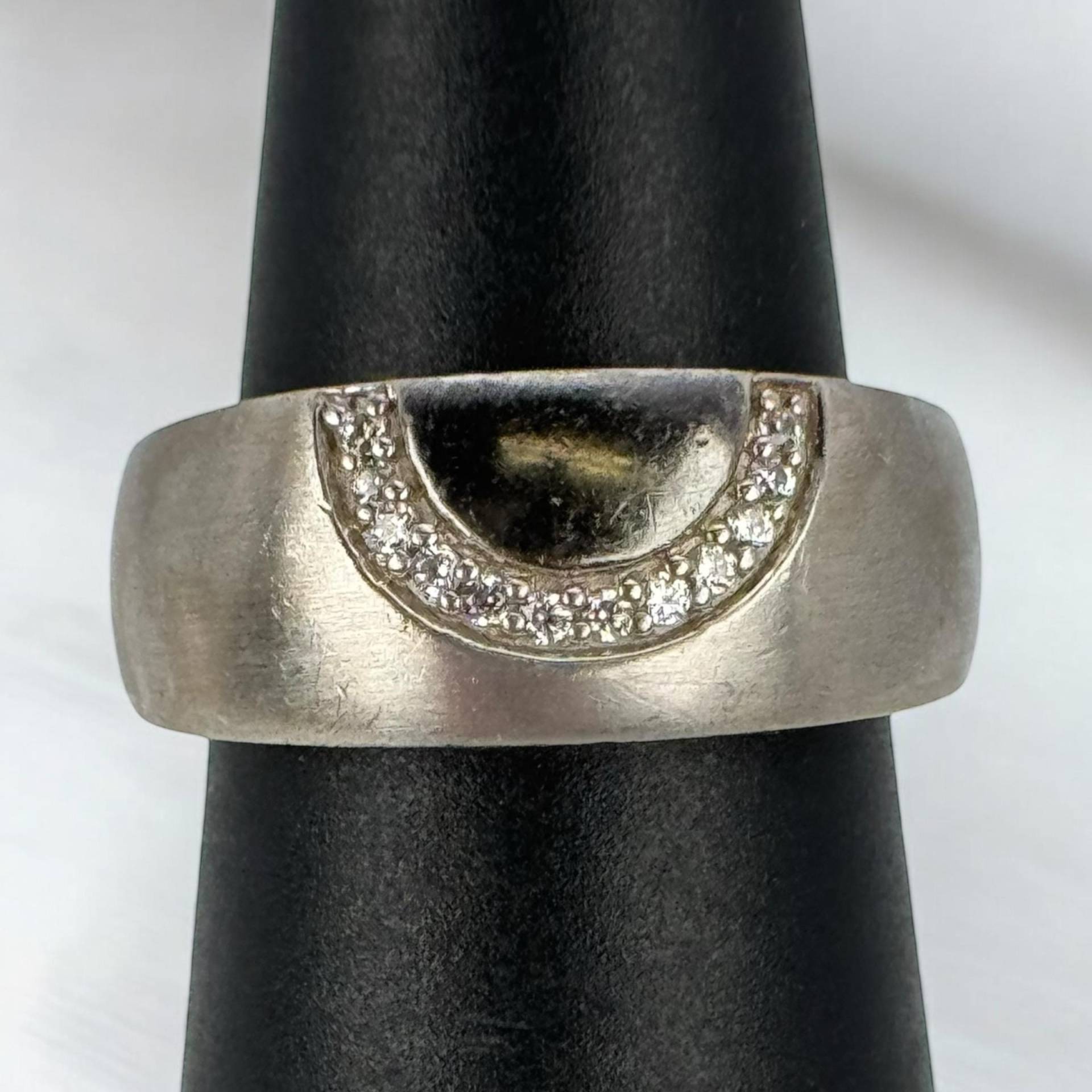 Peace Ring 925Er Silber Silberring 17mm Gr. 53 Damen Luxus Design Geschenk Rarität Vintage Retro Eyecatcher Patina Modern Exklusiv Edelstein Peace Ring 925Er Silber Silberring 17mm Gr. 53 Damen Luxus Design Geschenk Rarität Vintage Retro Eyecatcher Patina Modern Exklusiv Edelstein von EyecatchersJuwellery