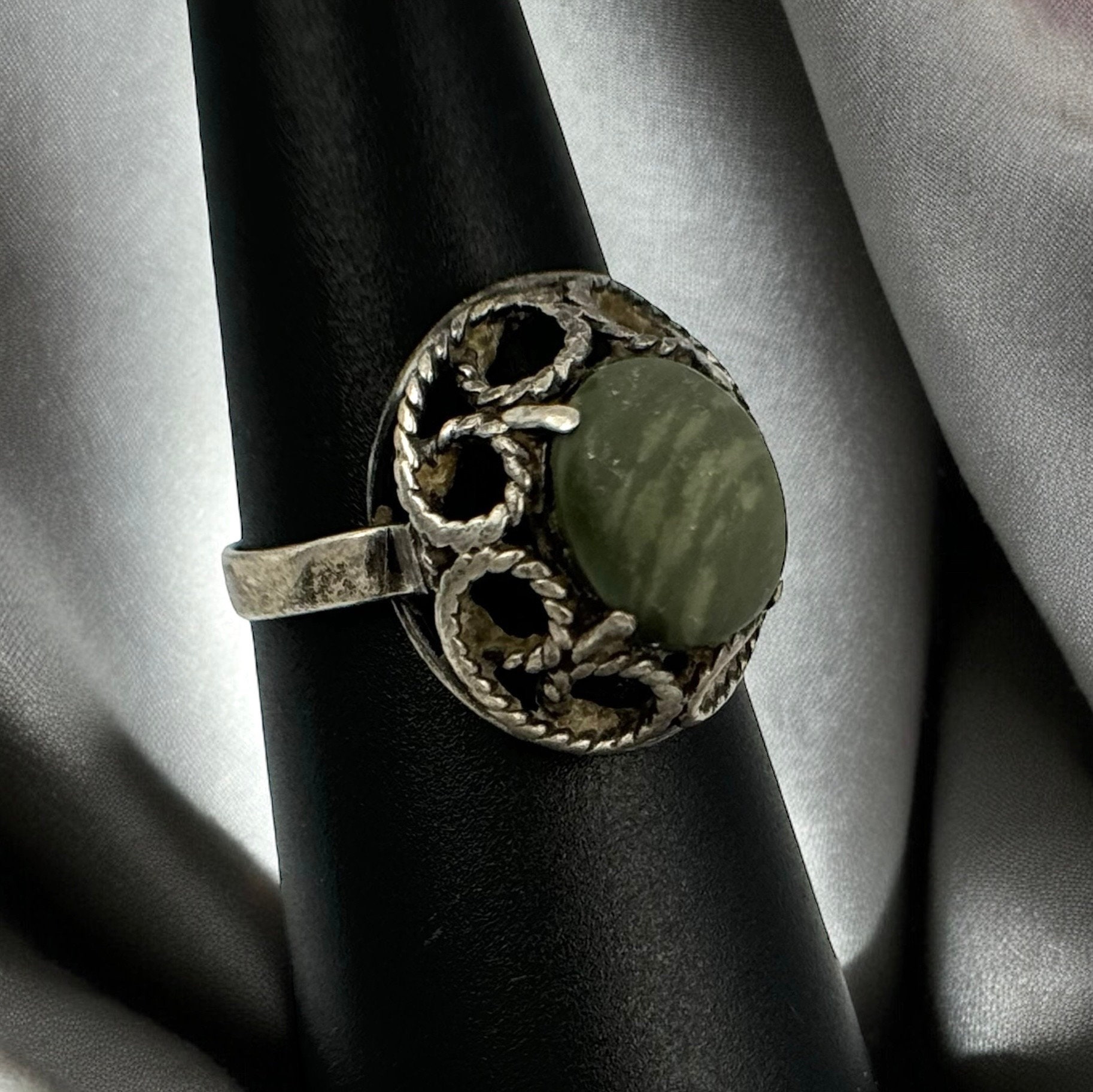 Retro Ring 835Er Silber 18, 5mm Gr. 58 Silberring Malachit Vintage Geschenk Design Damen Edel Patina Edelstein Art Deco von EyecatchersJuwellery