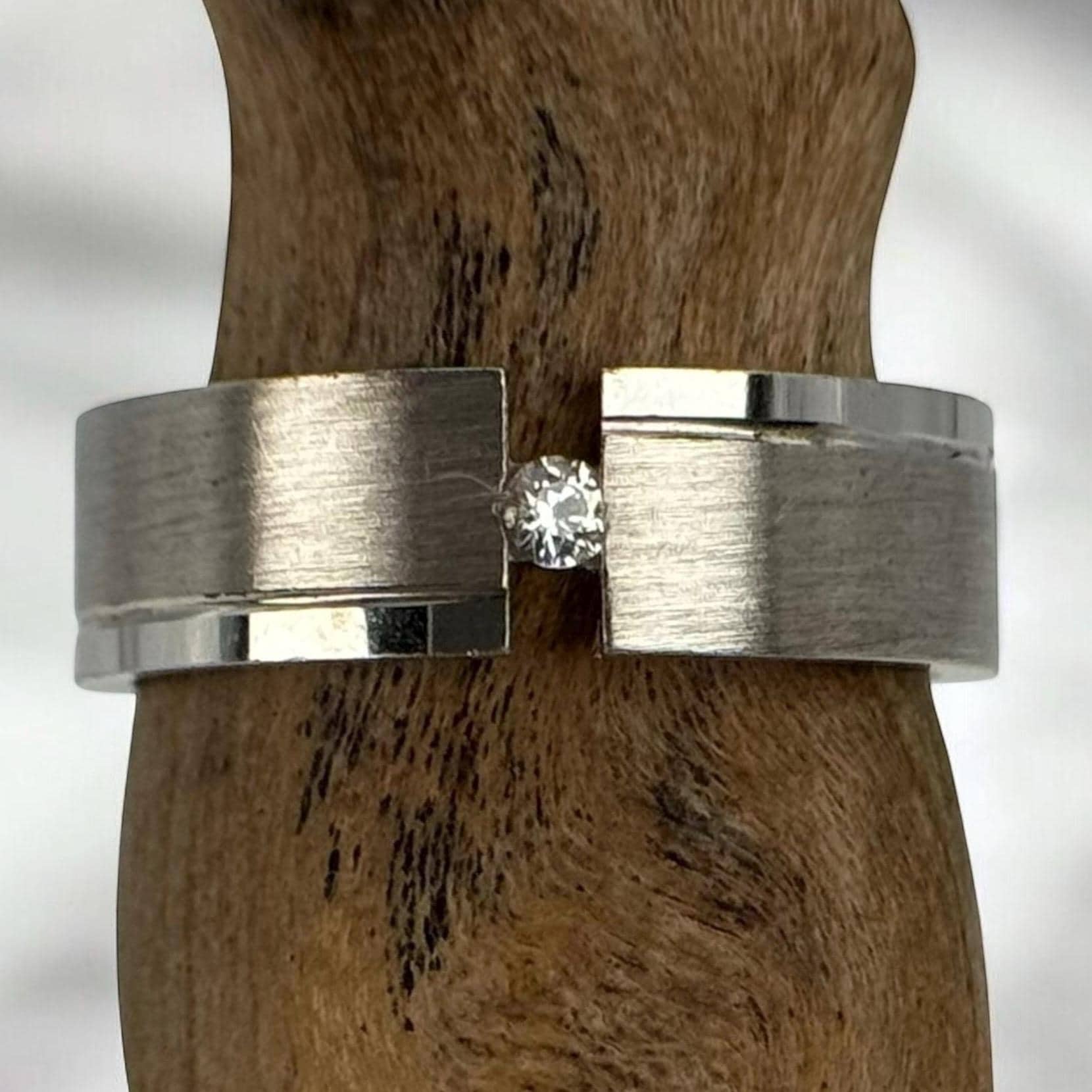 Ring 18, 8mm 925Er Silber Damen Zirkonia Vintage Gr. 59 Silberring Geschenk Exklusiv Eyecatcher Luxus Rarität Fashion Zeitlos Design Modern von EyecatchersJuwellery