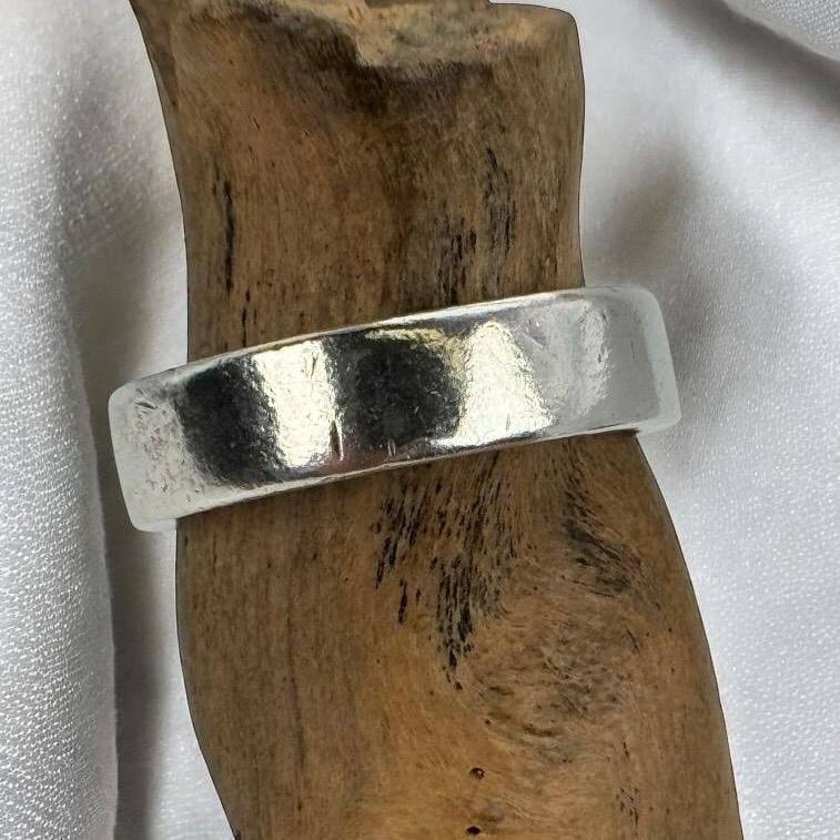 Ring 19, 5mm Gr. 61 925Er Silber Design Vintage Geschenk Damen Edel Eyecatcher Silberring Patina Fashion Zeitlos Modern Exklusiv Massiv Glatt von EyecatchersJuwellery