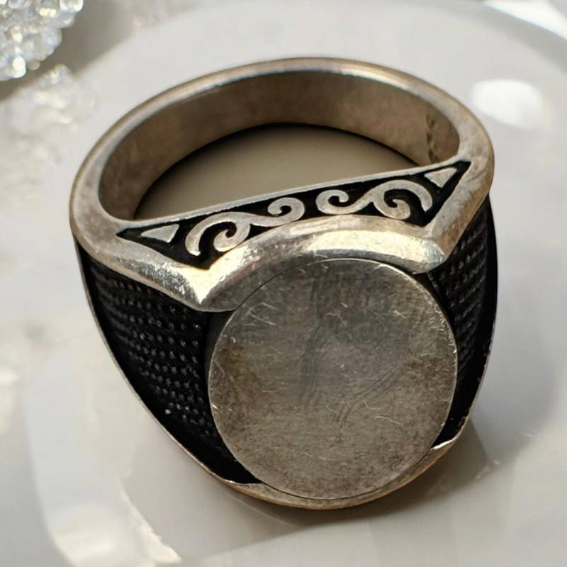 Siegelring Ring 20mm Gr. 63 925Er Silber Design Vintage Geschenk Beweglich Edel Eyecatcher Silberring Patina Zeitlos Modern Exklusiv Muster Siegelring Ring 20mm Gr. 63 925Er Silber Design Vintage Geschenk Beweglich Edel Eyecatcher Silberring Patina Zeitlos Modern Exklusiv Muster von EyecatchersJuwellery