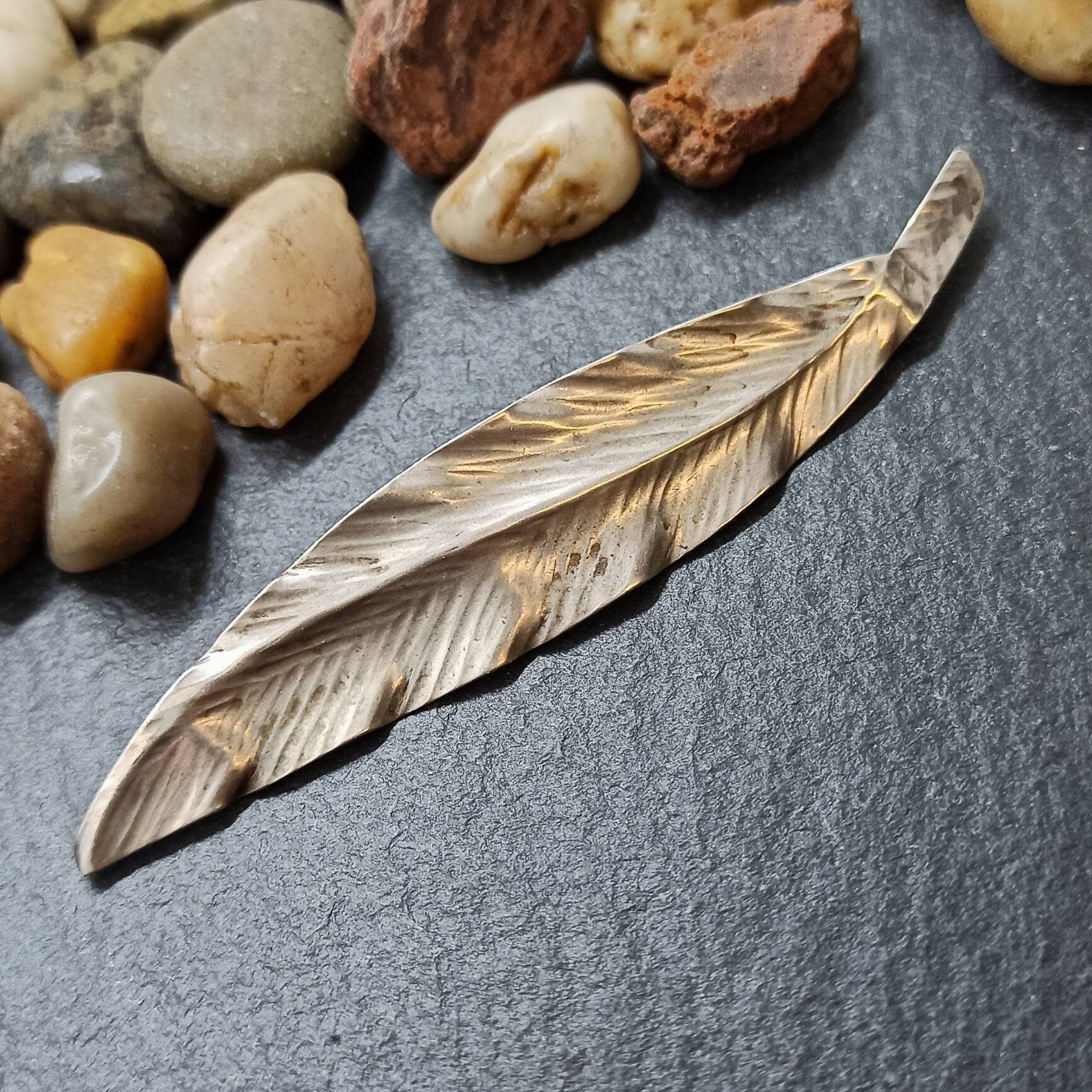 Vintage Brosche 800Er Silber 8, 3cm X 1, 6cm Geschenk Patina Damen Feder Design Handarbeit Silberbrosche Edel Exklusiv Accessoires Aus Besteck von EyecatchersJuwellery