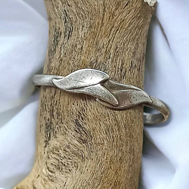 Vintage Ring 925Er Silber Gr. 61 19, 4mm Zart Damen Silberring Geschenk Meisterpunze Exklusiv Patina Design Alt Selten Eyecatcher Rarität von EyecatchersJuwellery