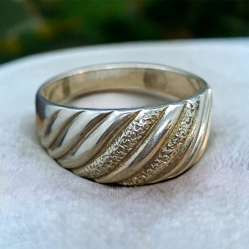Vintage Ring Echt Silber Gr. 62 19, 7mm Damen Herren Silberring Geschenk Exklusiv Patina Design Alt Selten Eyecatcher von EyecatchersJuwellery