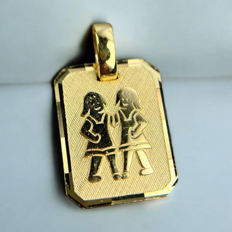 Zwilling Anhänger Gold 333 Kettenanhänger Modern Trend Sternzeichen Relief Horoskop Luxus Eyecatcher 8Kt 8Ct 333Er Eckig Zwilling Anhänger Gold 333 Kettenanhänger Modern Trend Sternzeichen Relief Horoskop Luxus Eyecatcher 8Kt 8Ct 333Er Eckig von EyecatchersJuwellery