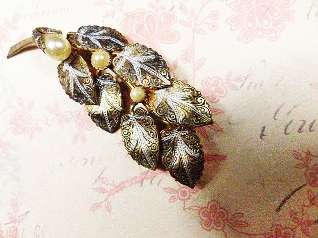 Vintage Damaszener Schwarz, Gold Und Silber Brosche Signiert "Spanien" - Br-381 Spanien Pin Unterschrieben von EyecatchersLuxuries