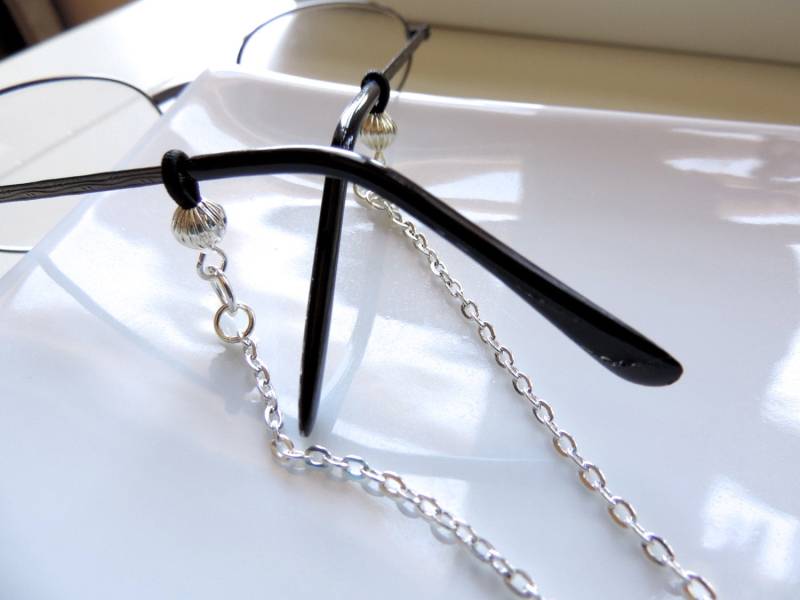 Silbernes Brillengestell Kette - Lesung Glassess Inhaber Lesen Brille Halskette Brillenhalter-Silberne von EyeglassLanyards
